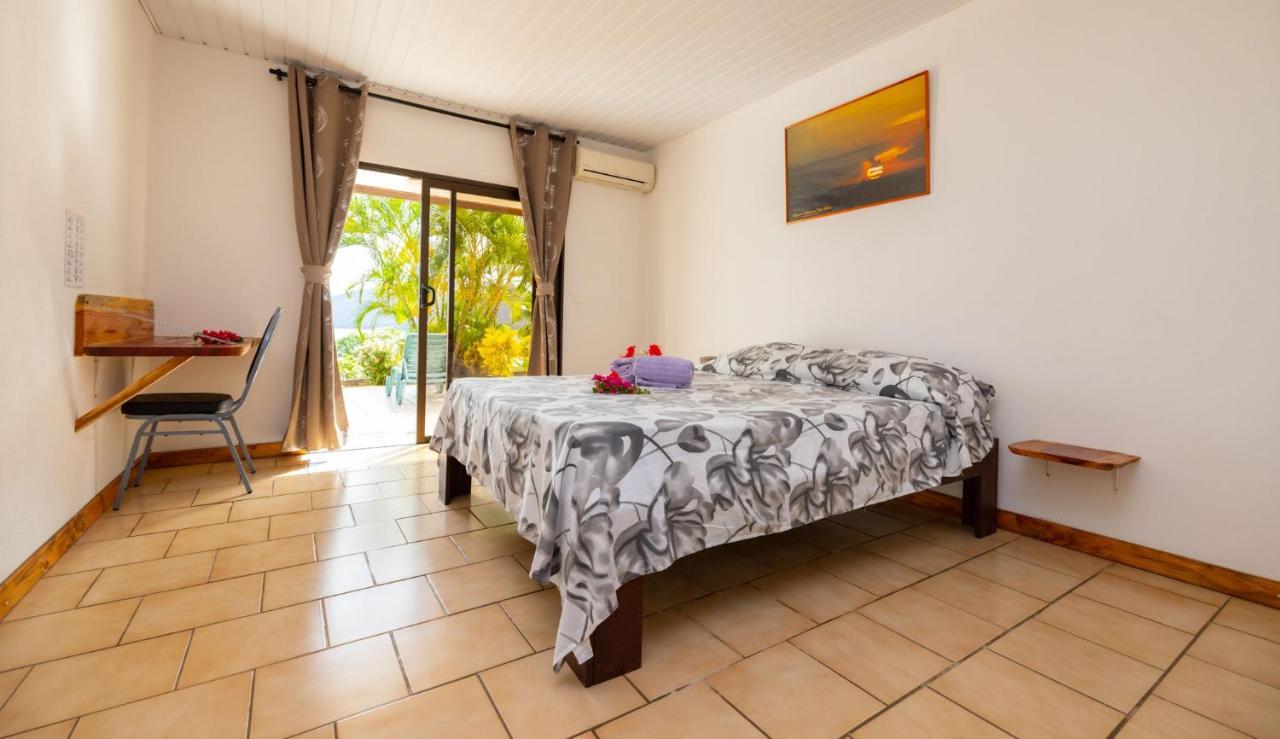Pension Mave Mai Nuku Hiva Exterior photo